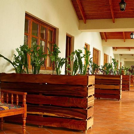Hotel Dos Mundos Panajachel Exterior foto